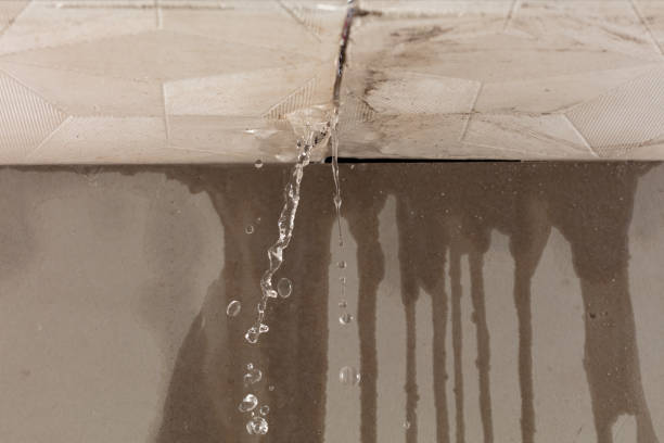 Professional Flood Damage Cleanup technician working in Richgrove, CA